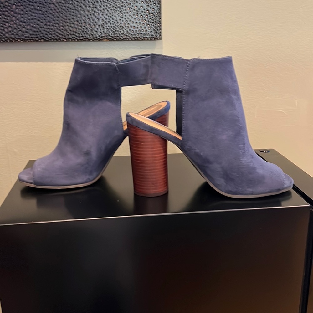 Call IT Spring blue suede open toe/open back heel worn once size 10